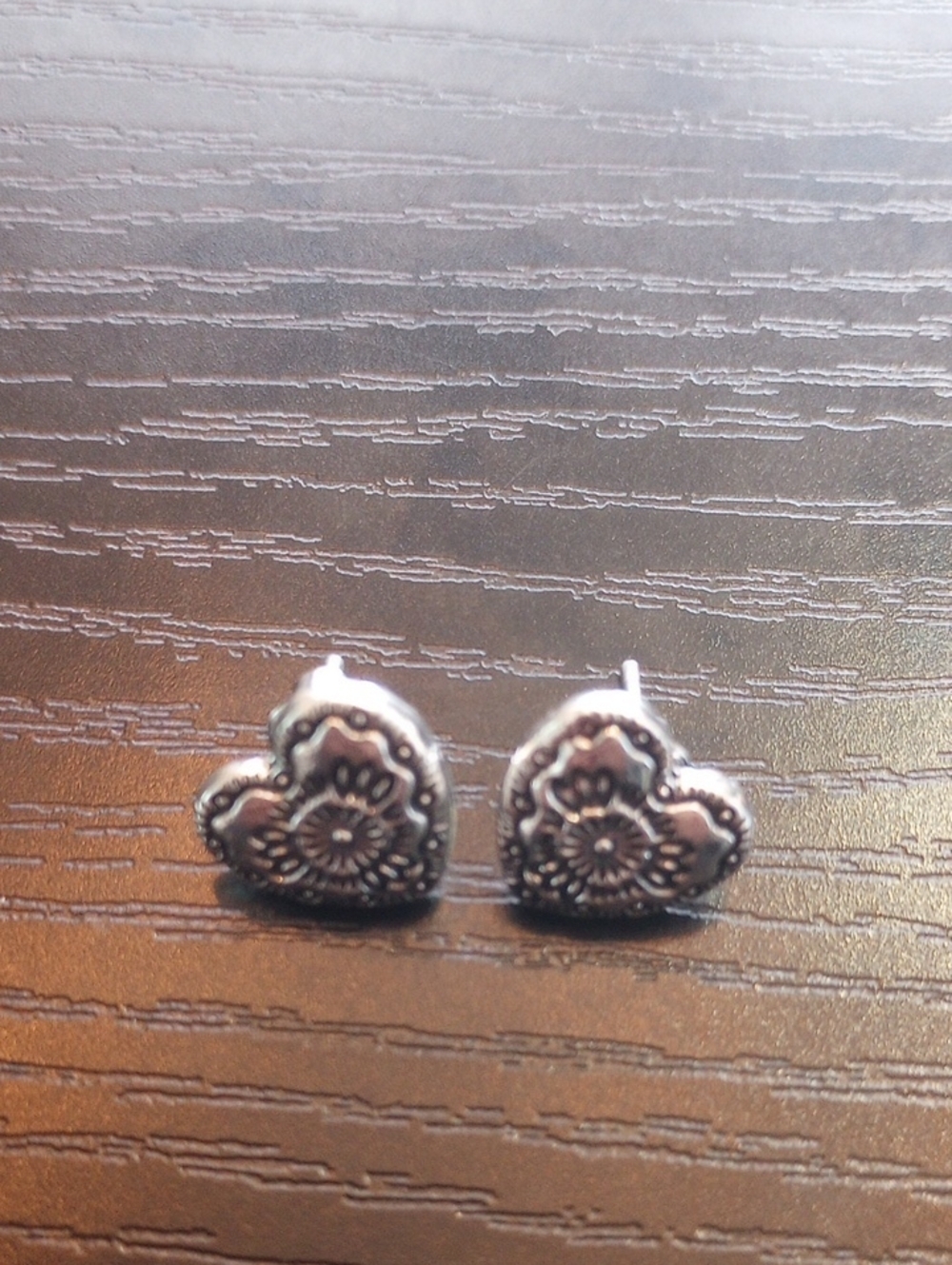Textured Floral Heart Stud Earrings in Silver Tone